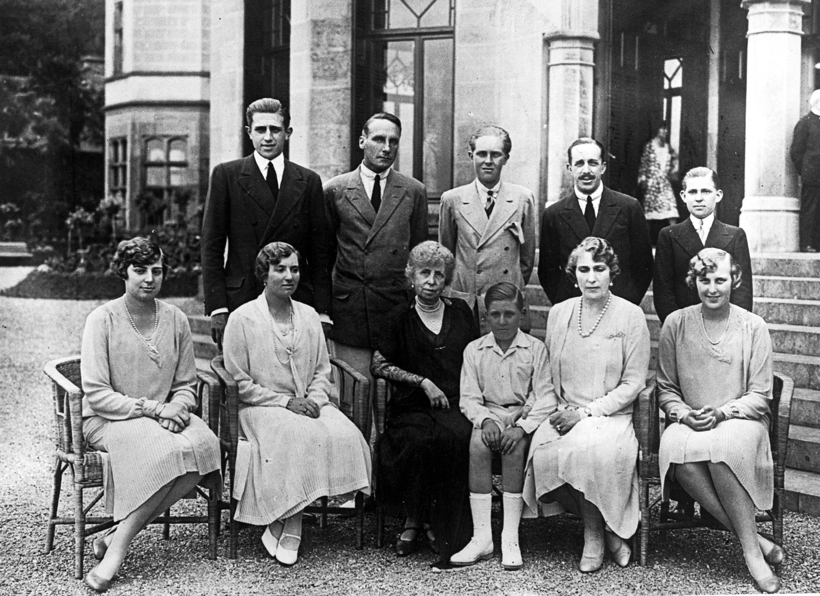 1927: SPANISH ROYAL FAMILY